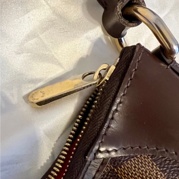 Louis Vuitton Damier Ebene Thames GM - authentic - Picture 11 of 12